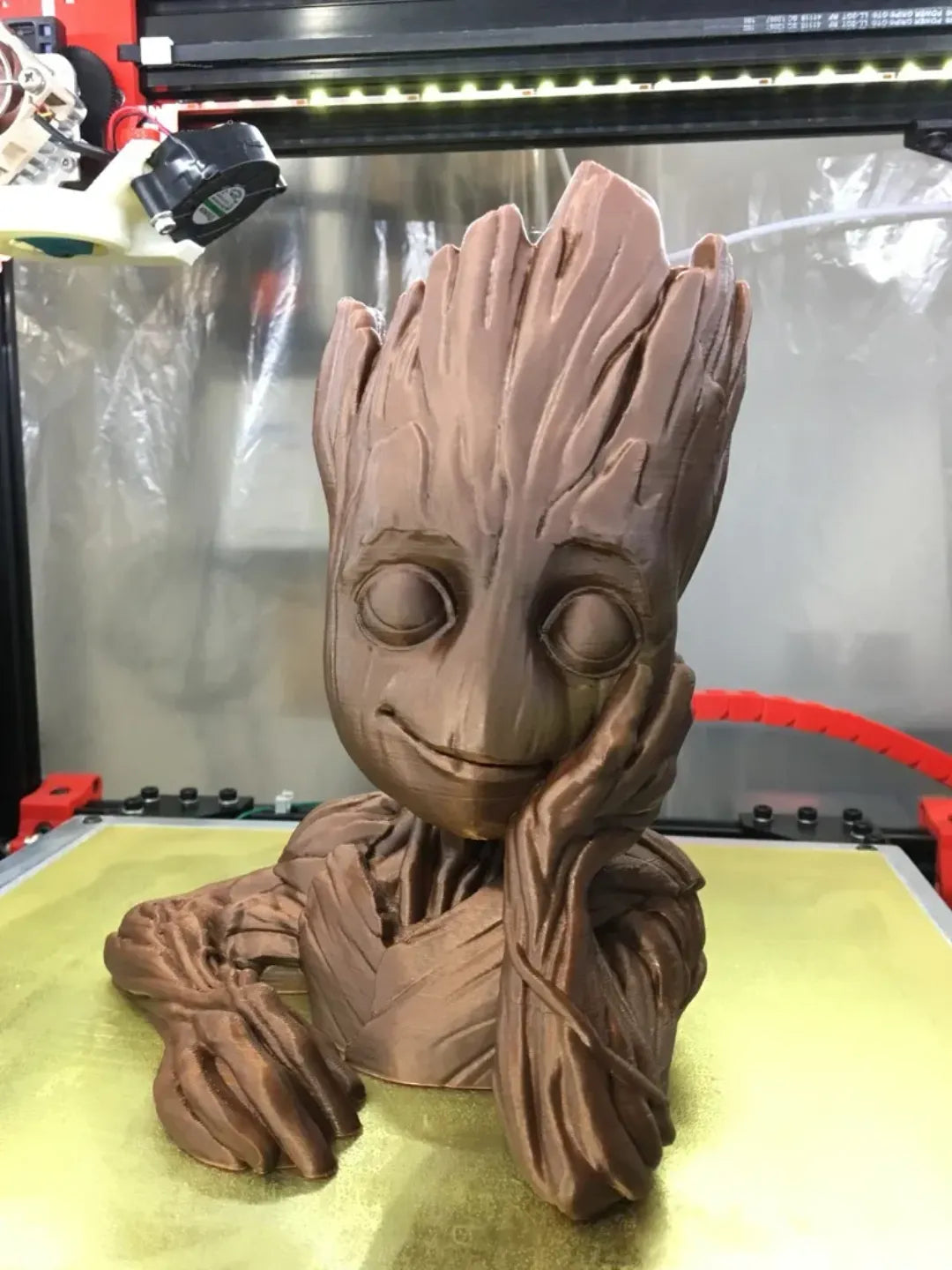 Groot Desk Organizer – The Ultimate Desk Essential!